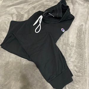 Mens champion pants.